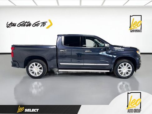 Used 2024 Chevrolet Silverado 1500 High Country w/ High Country Premium Package image 4