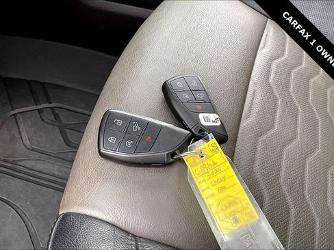 Used 2024 Chevrolet Silverado 1500 ZR2 w/ Technology Package image 34