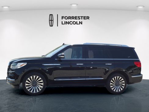 Used 2019 Lincoln Navigator Reserve AWD/4WD image 6