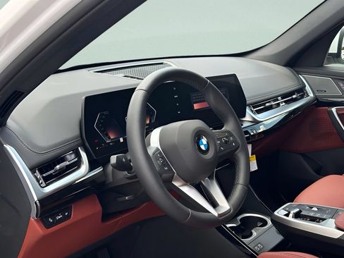 New 2026 BMW X1 xDrive28i w/ Convenience Package AWD/4WD image 9