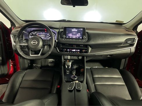 Certified 2023 Nissan Rogue SV w/ SV Premium B Package AWD/4WD image 10