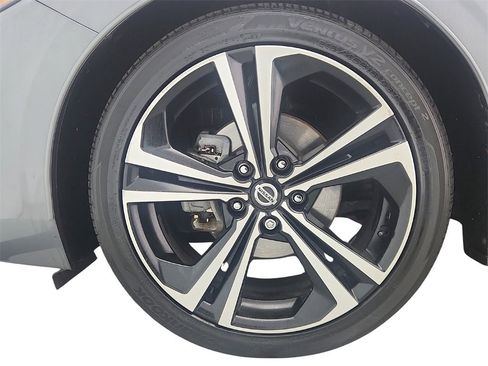 Used 2021 Nissan Sentra SR image 33