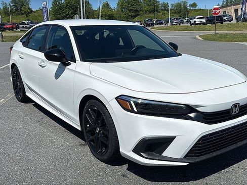 Used 2024 Honda Civic Sport image 1