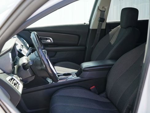 Used 2017 GMC Terrain SLE AWD/4WD image 12