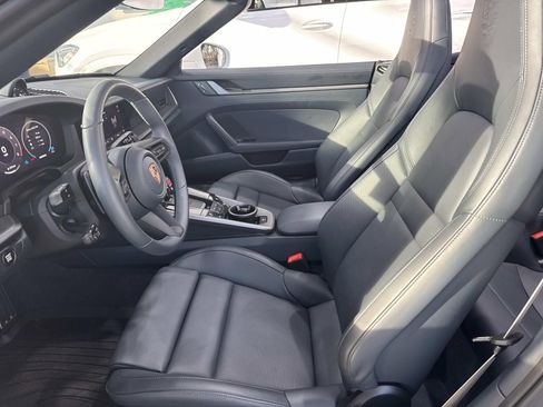 Used 2025 Porsche 911 Carrera image 8