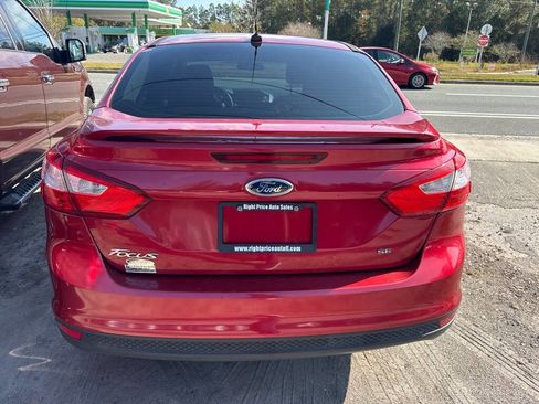 Used 2012 Ford Focus SE image 14