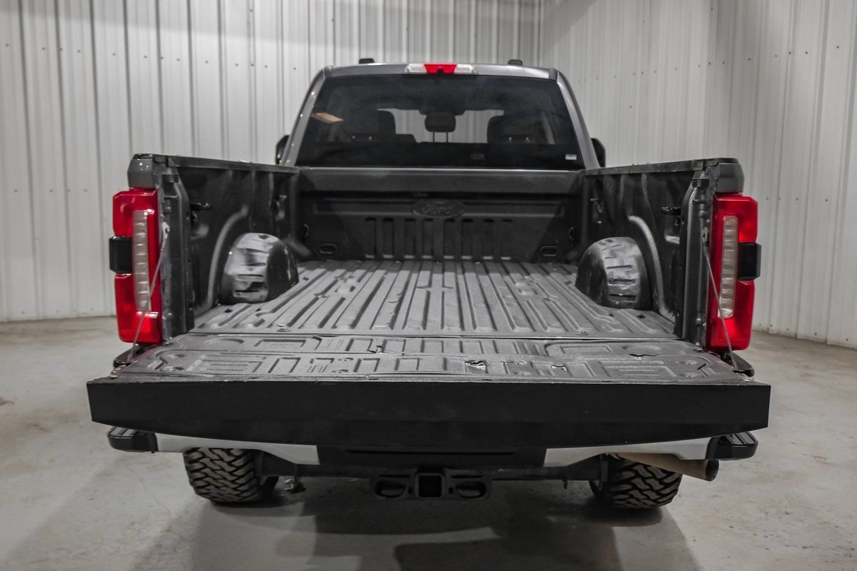 Used 2023 Ford F350 XLT w/ 360-Degree Camera Package AWD/4WD image 55