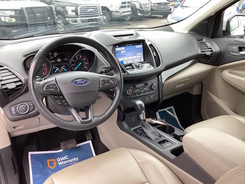 Used 2017 Ford Escape Titanium image 22