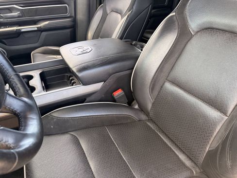 Used 2020 RAM 1500 Laramie w/ Sport Appearance Package AWD/4WD image 18