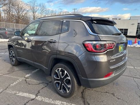 Used 2022 Jeep Compass Limited image 15