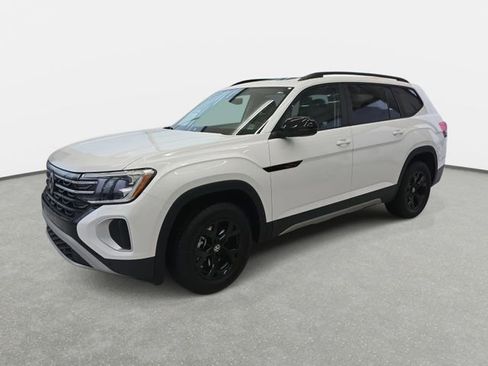 New 2026 Volkswagen Atlas Peak Edition AWD/4WD image 8