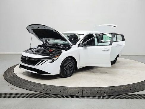 New 2026 Nissan Sentra SV FWD image 11
