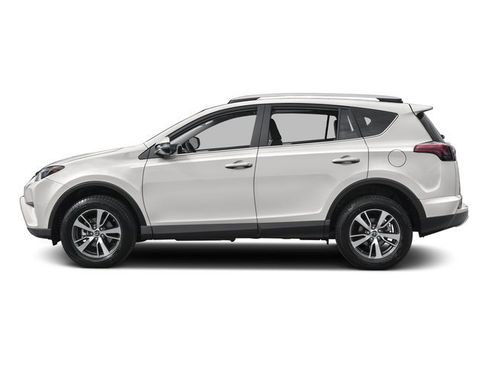 Used 2017 Toyota RAV4 XLE FWD image 3