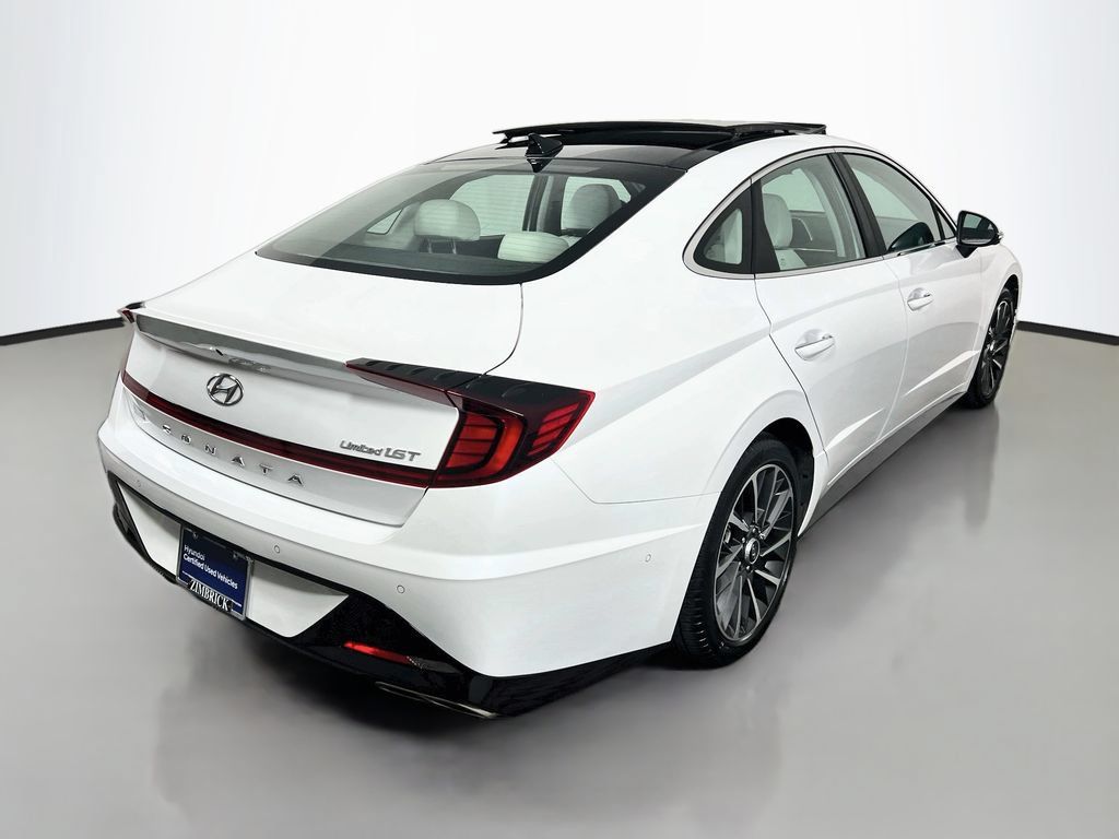 Certified 2022 Hyundai Sonata Limited w/ Cargo Package FWD image 7