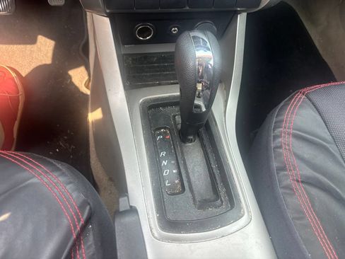Used 2011 Ford Focus SE FWD image 11