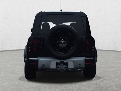 Used 2024 Land Rover Defender 110 S AWD/4WD image 6