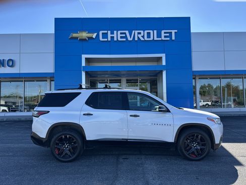 Certified 2021 Chevrolet Traverse Premier w/ Redline Edition AWD/4WD image 1