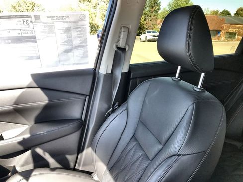 New 2026 Nissan Rogue Platinum w/ Platinum Premium Package image 24