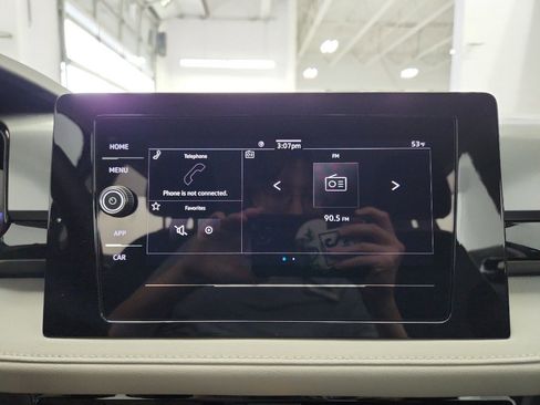 Certified 2025 Volkswagen Taos S image 10