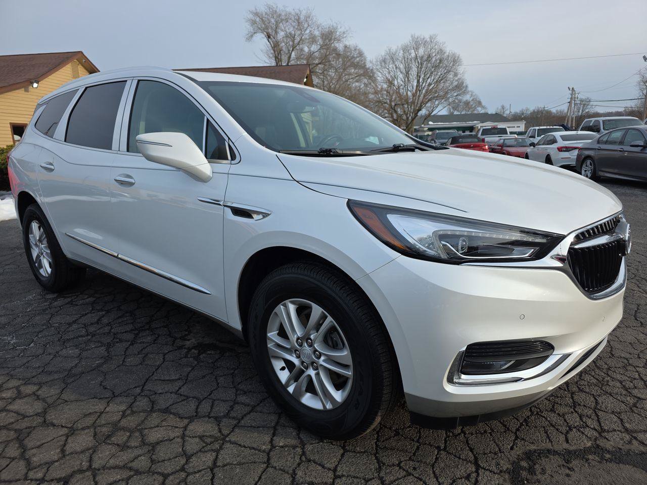 Used 2018 Buick Enclave Premium FWD image 18