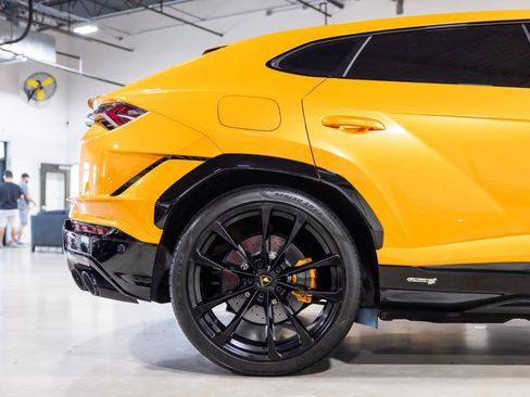 Used 2024 Lamborghini Urus S AWD/4WD image 26