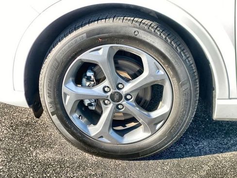 Used 2023 Ford Escape ST-Line FWD image 31