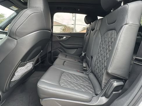 New 2026 Audi SQ7 Premium Plus AWD/4WD image 15
