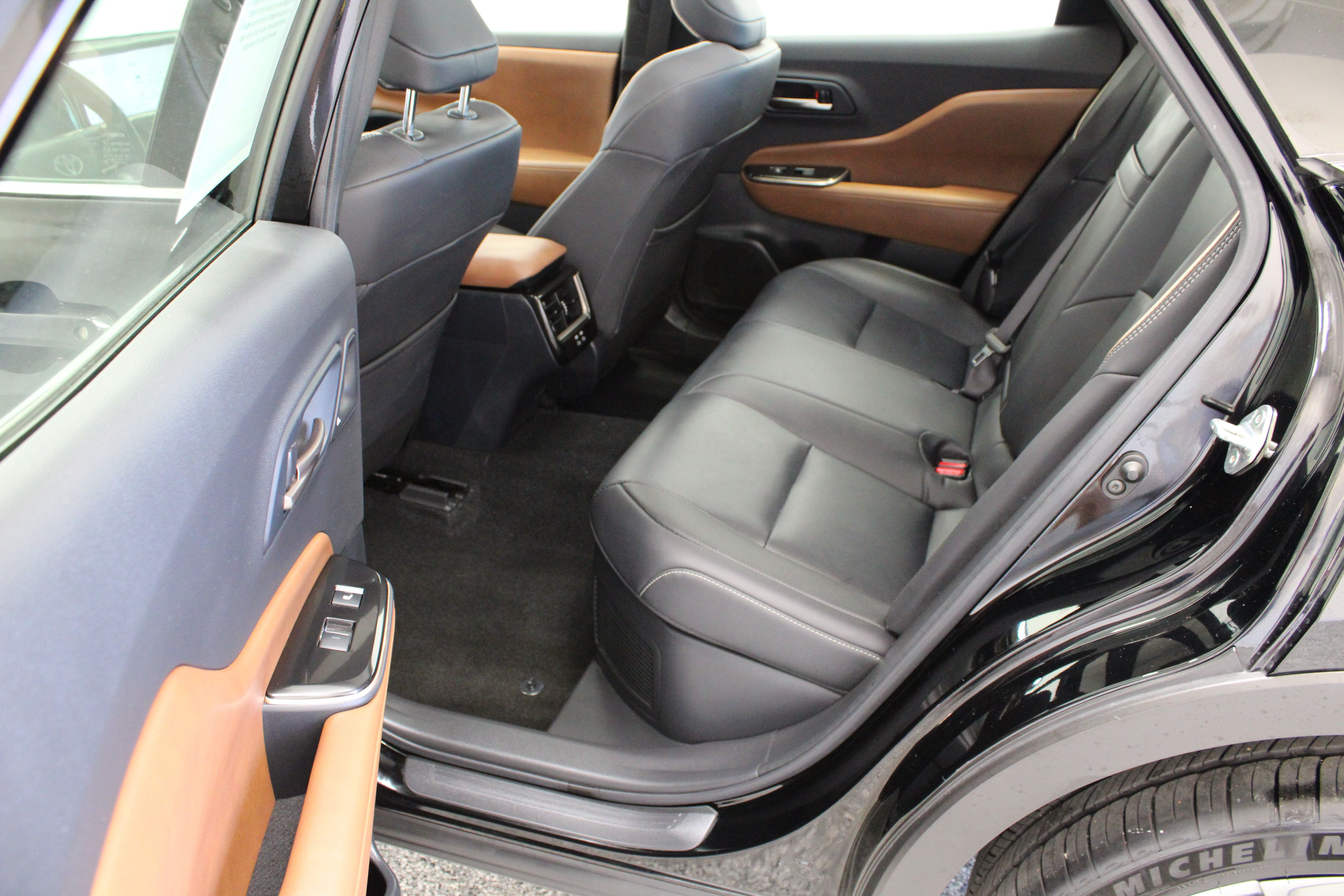Used 2025 Toyota Crown w/ Advanced Technology Package AWD/4WD image 29