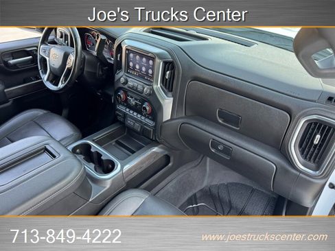 Used 2021 Chevrolet Silverado 3500 LTZ w/ LTZ Convenience Package image 27