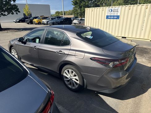 Used 2024 Toyota Camry LE FWD image 10