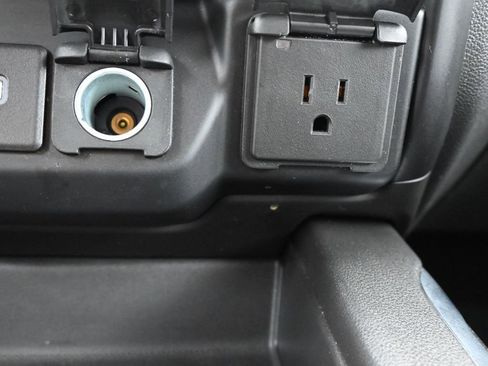 Used 2022 Chevrolet Silverado 1500 RST w/ Texas Edition Plus image 34