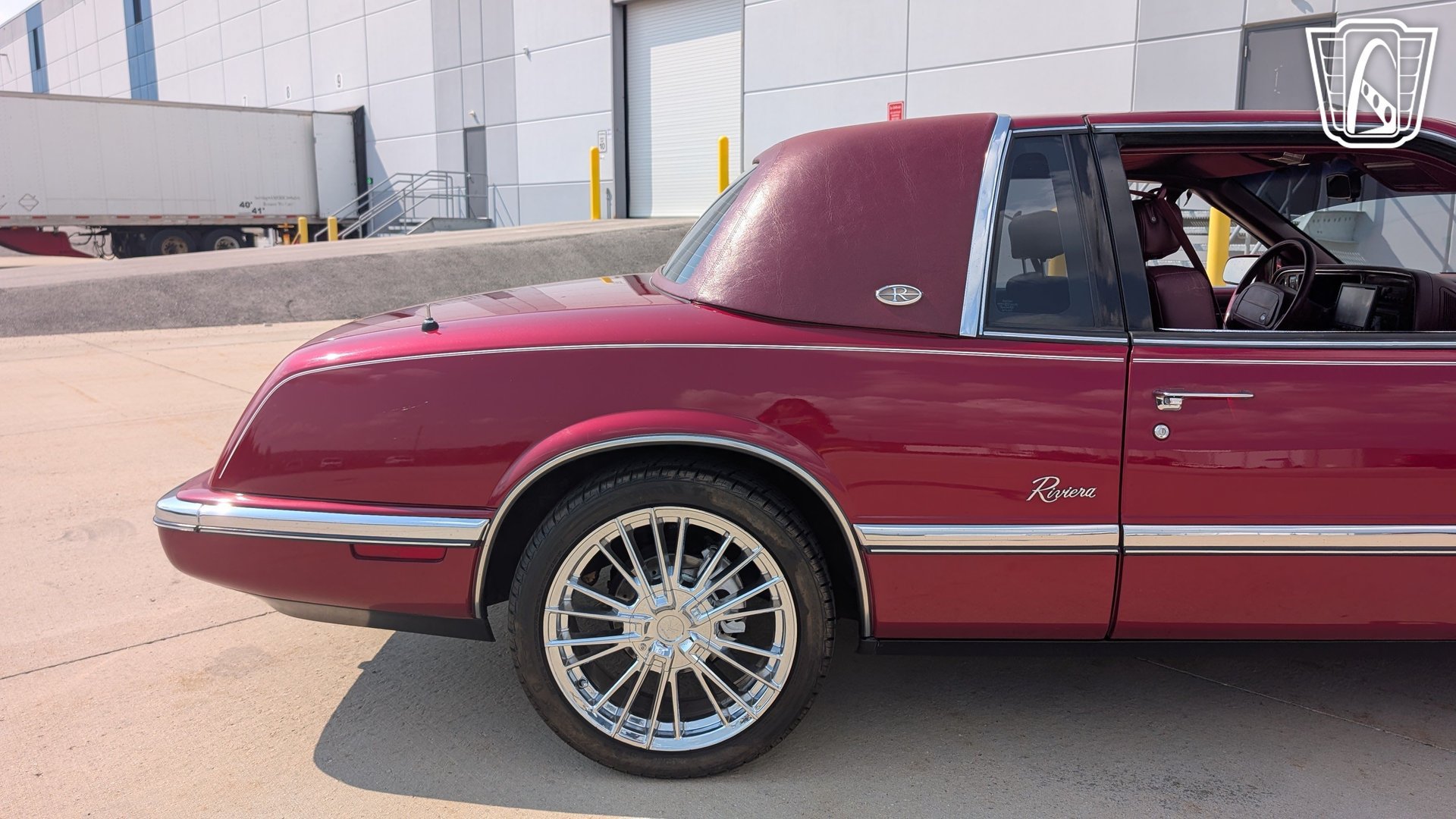 Used 1990 Buick Riviera Coupe FWD image 36