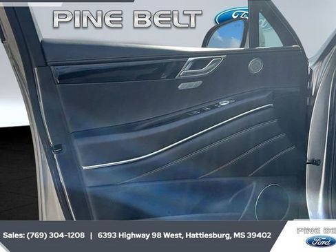 Used 2025 Genesis GV80 2.5T Standard image 17