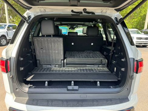Used 2025 Toyota Sequoia Limited AWD/4WD image 10