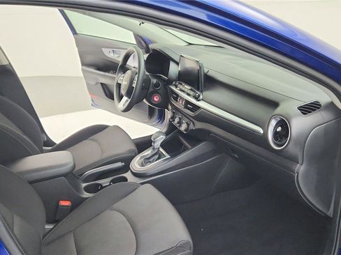 Used 2024 Kia Forte LXS image 28