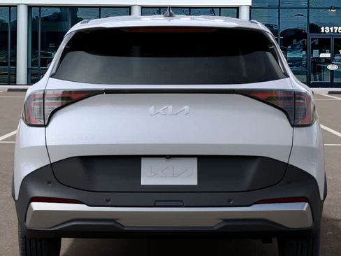 New 2026 Kia Sportage LX FWD image 13