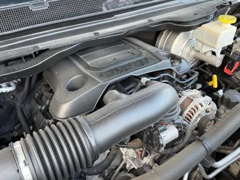 Used 2019 RAM 1500 Big Horn AWD/4WD image 37
