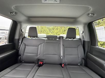 New 2026 GMC Sierra 2500 Pro w/ Convenience Package