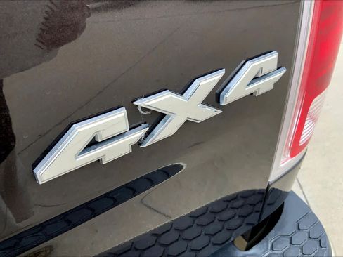 Used 2016 RAM 3500 Laramie Longhorn AWD/4WD image 10