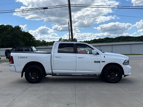 Used 2018 RAM 1500 Sport w/ Quick Order Package 26Q Night AWD/4WD image 18