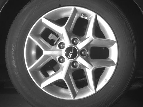 Used 2025 Kia Soul LX w/ LX Technology Package FWD image 15
