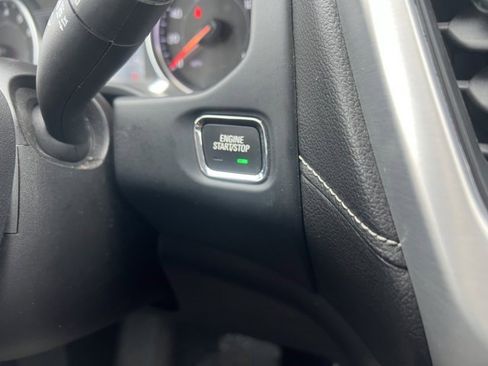 Certified 2023 GMC Acadia SLE image 27