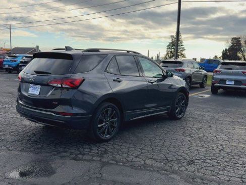 Certified 2022 Chevrolet Equinox RS image 8