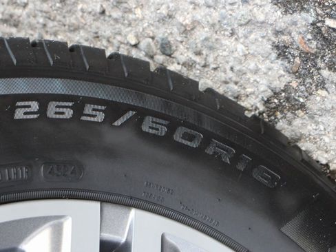 Used 2021 Chevrolet Colorado W/T w/ Custom Special Edition image 37