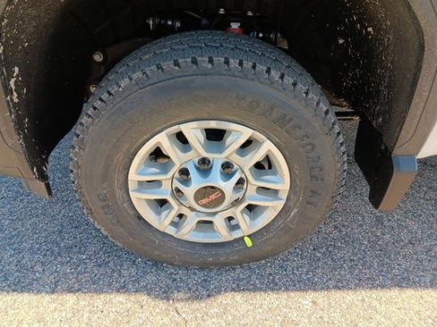 New 2026 GMC Sierra 2500 Pro image 5