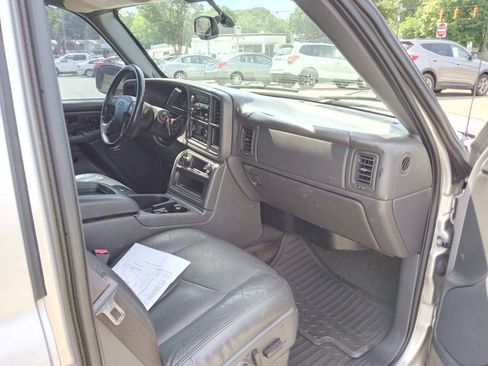 Used 2004 Chevrolet Silverado 1500 LT RWD image 11