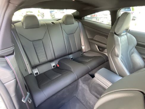 Used 2022 BMW M4 Competition w/ Executive Package RWD image 23