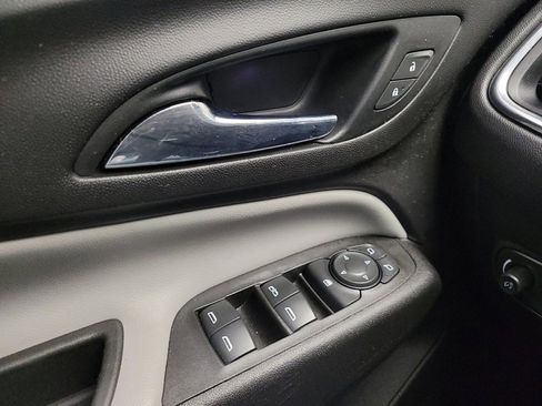 Used 2021 Chevrolet Equinox LS w/ LS Convenience Package FWD image 27