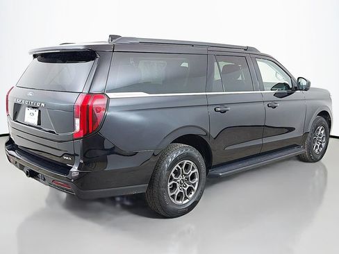 Used 2025 Ford Expedition Max Active AWD/4WD image 12