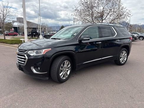 Used 2021 Chevrolet Traverse High Country AWD/4WD image 3